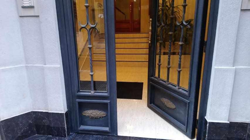 Apartamento Deusto Piso wifi internet T V y garaje Bilbao Exterior foto